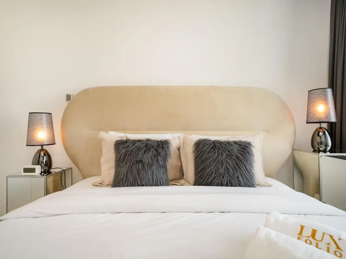 Luxury 1-Bed Difc Stay - City Views In A Prime Area Dubai